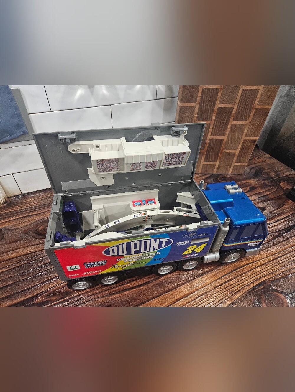 DuPont Nascar Micro Machines Semi Truck Track Playset Jeff Gordan Hasbro